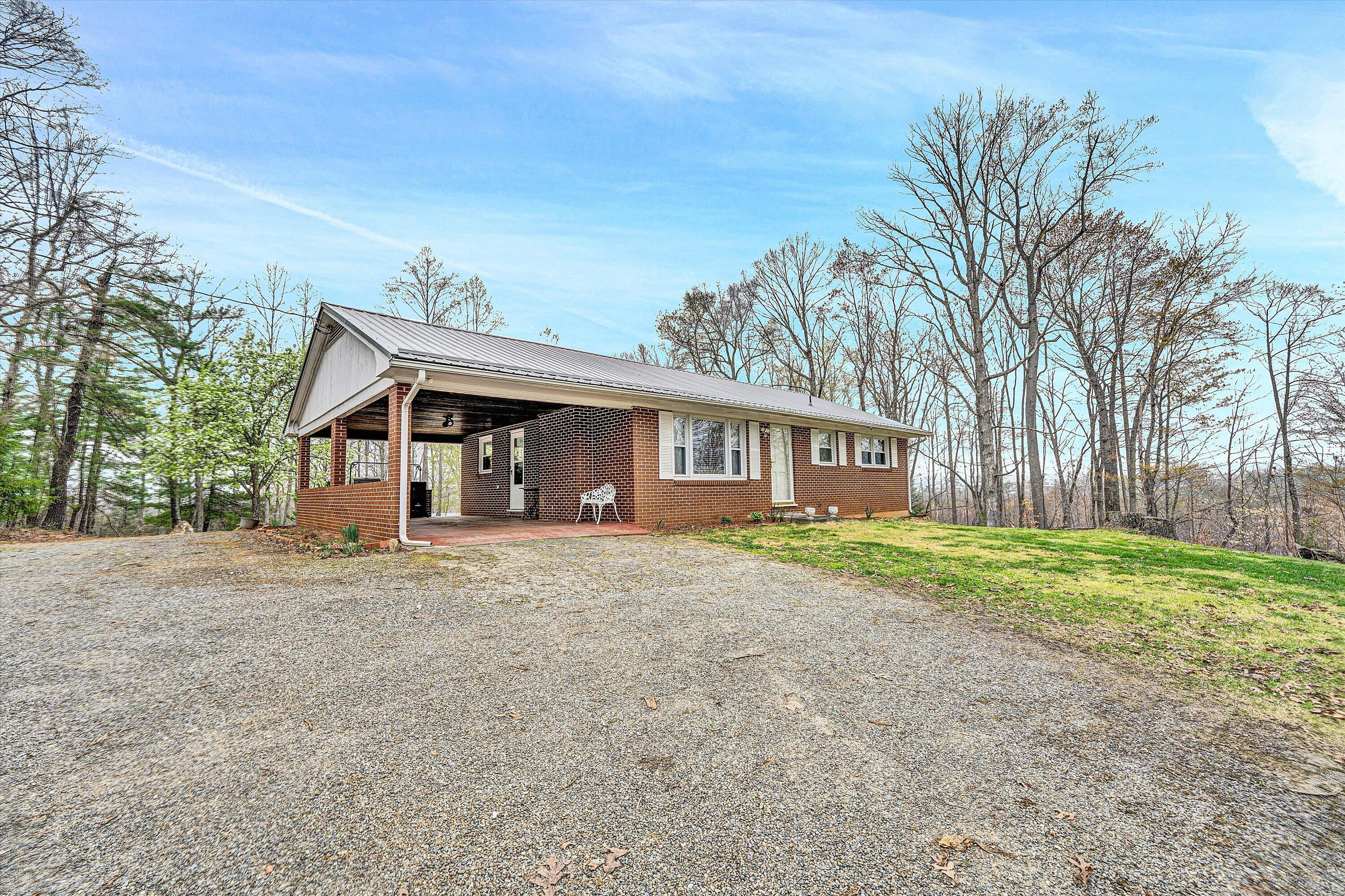 10429 Henry RD