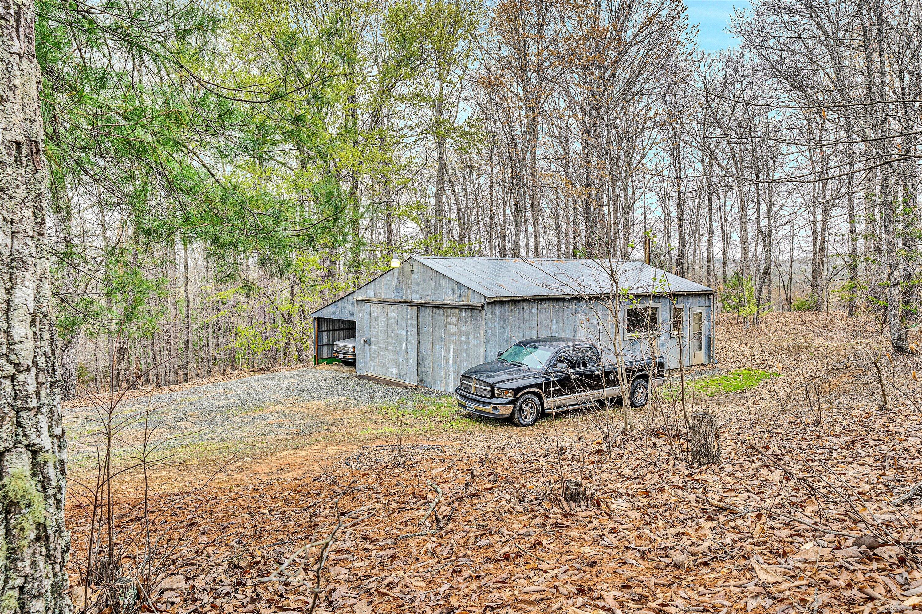 10429 Henry RD