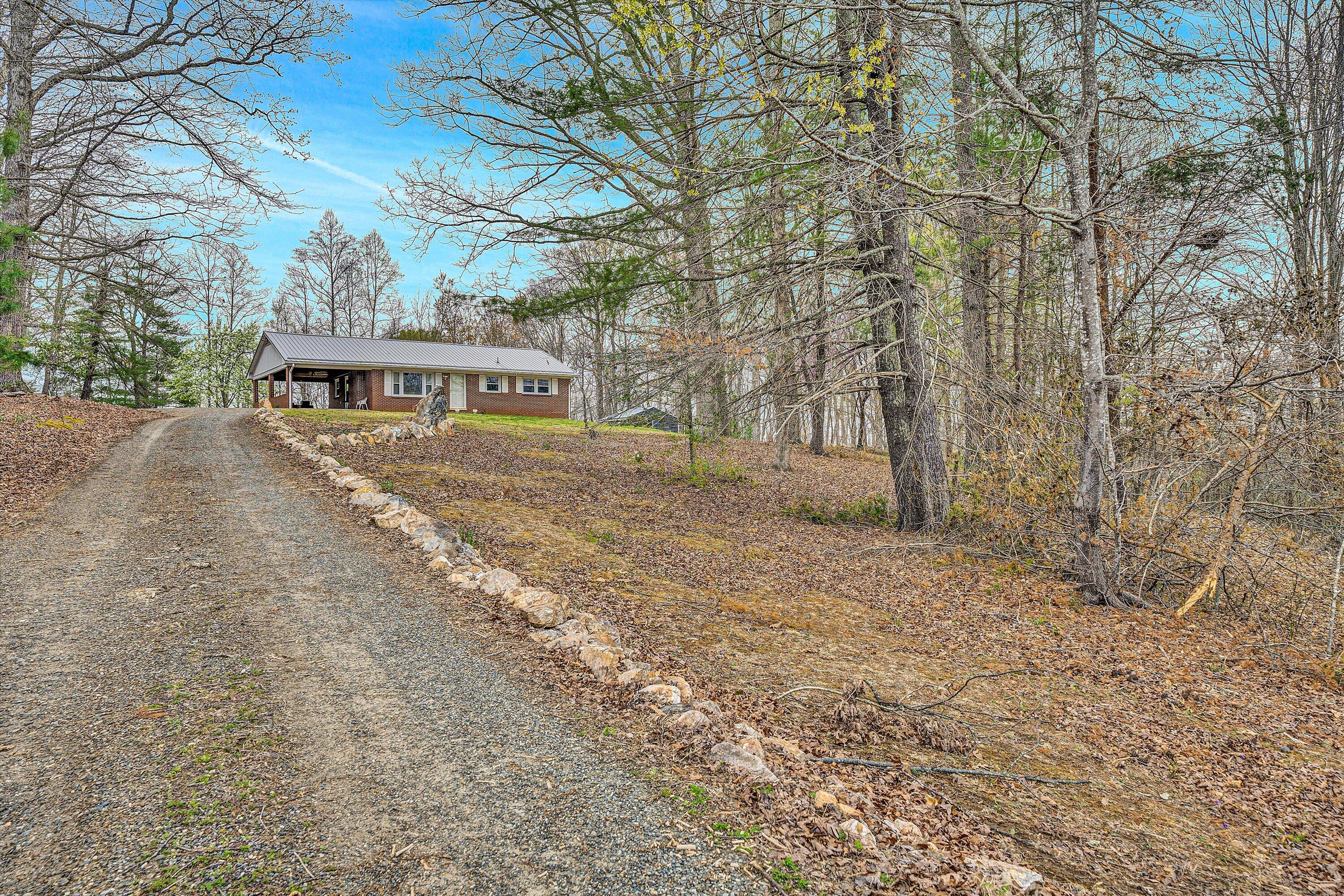 10429 Henry RD