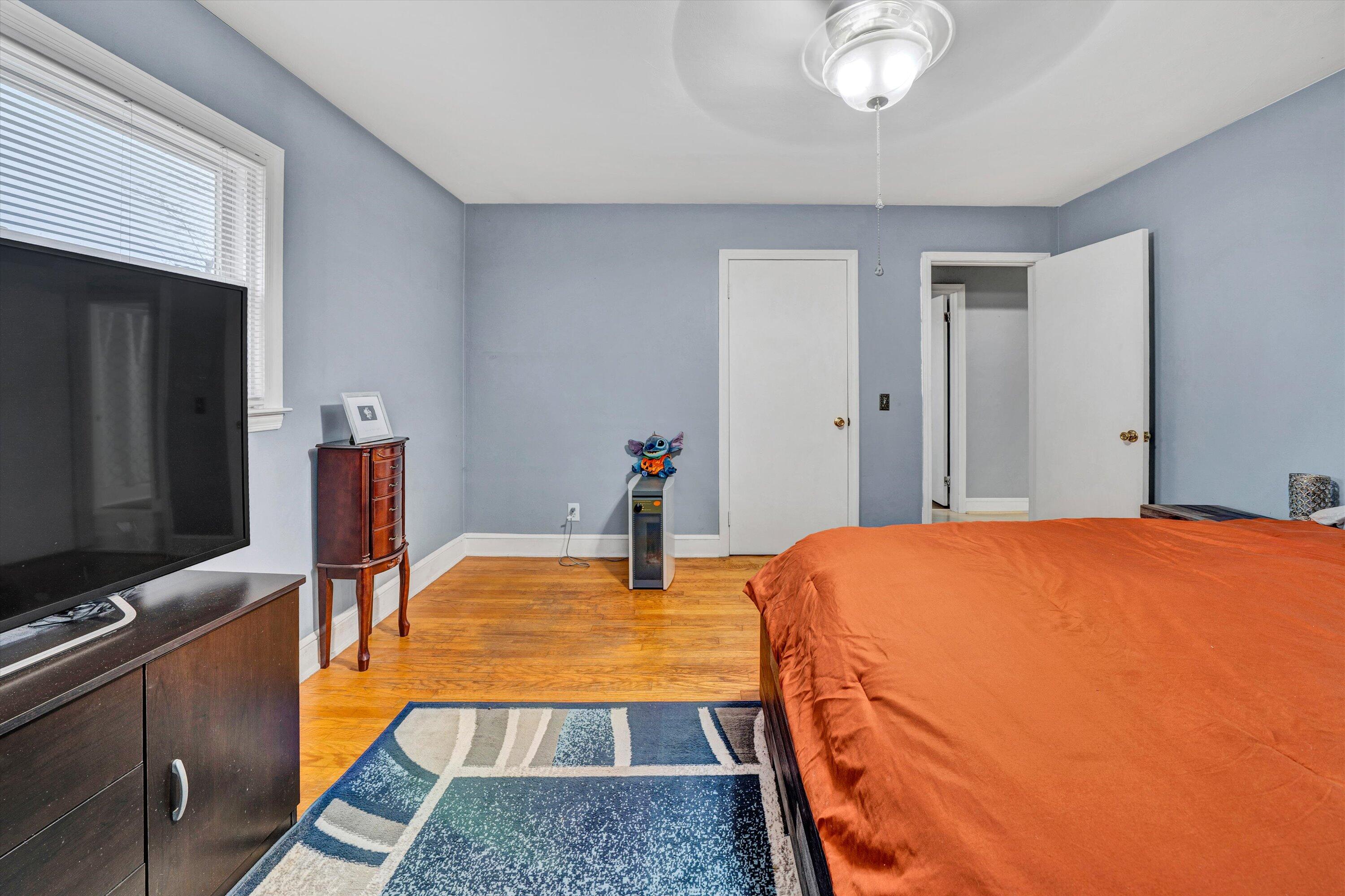 10429 Henry RD
