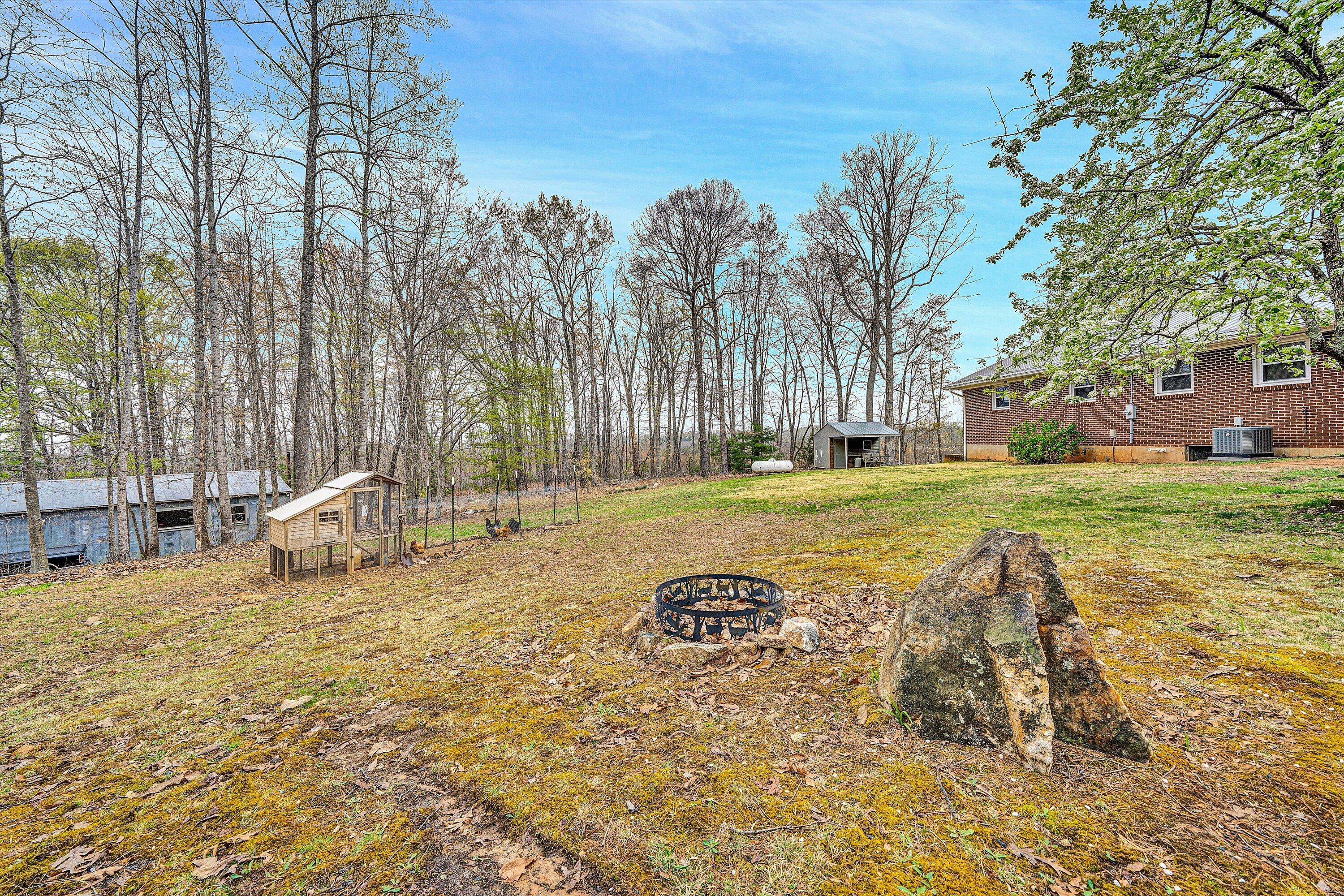 10429 Henry RD