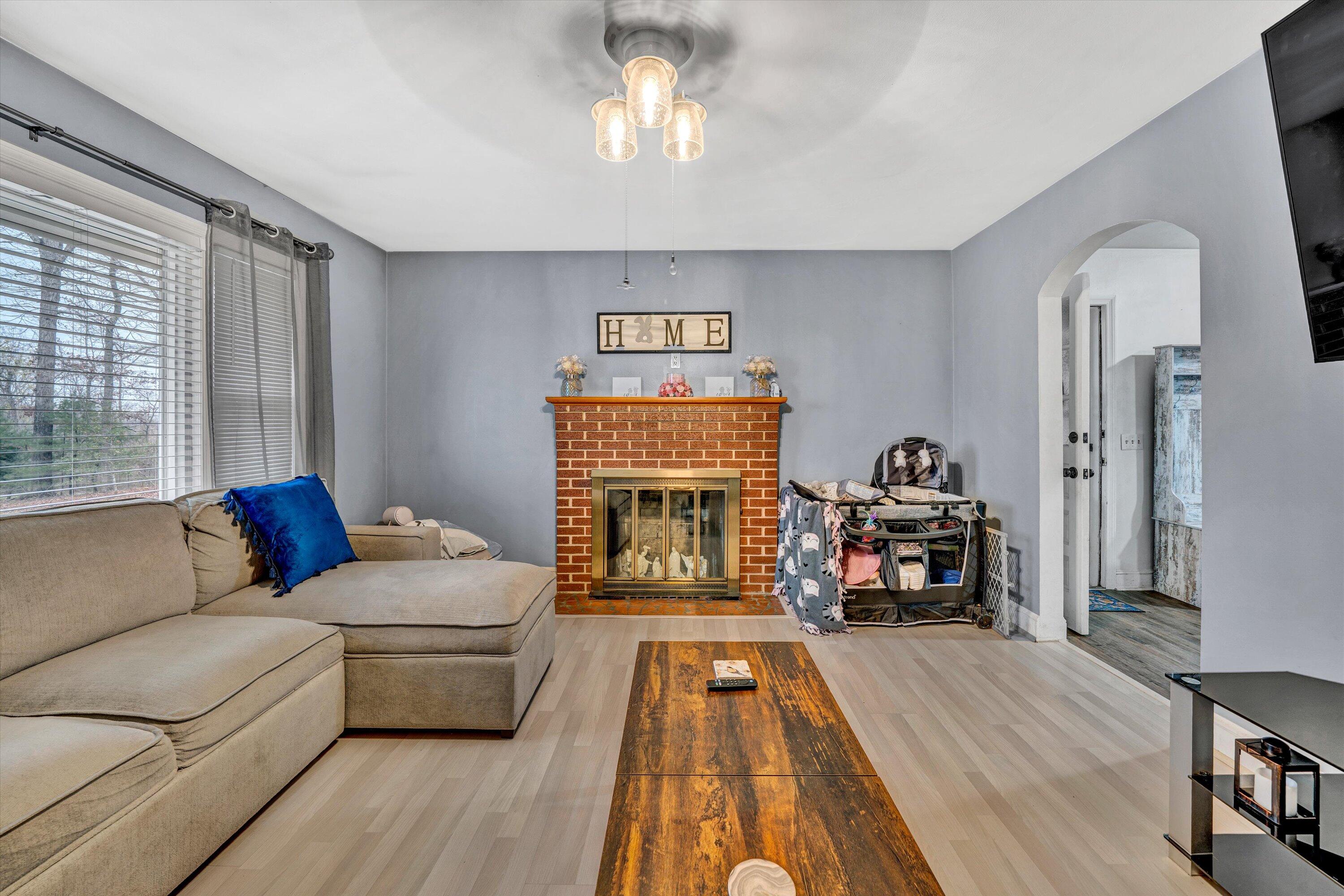 10429 Henry RD