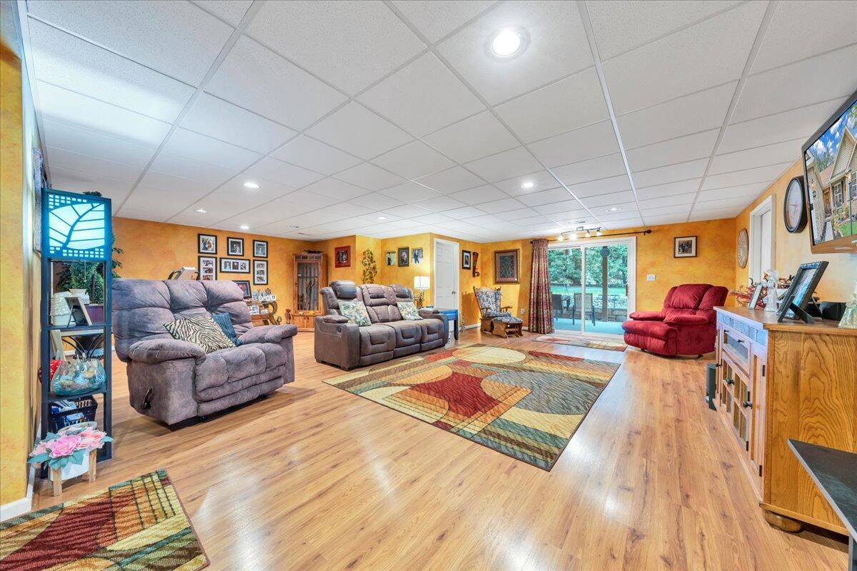 4641 Nevis DR