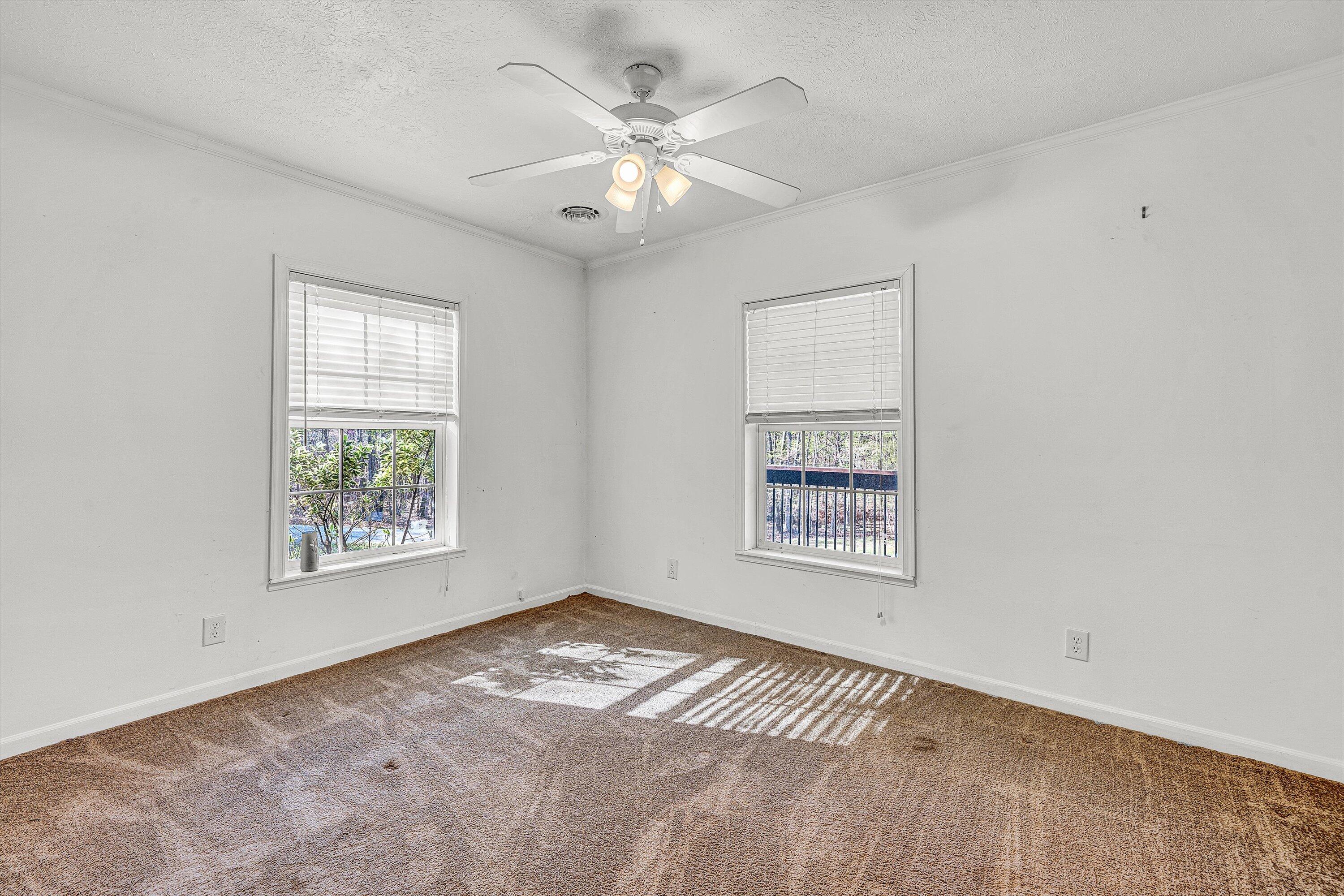3136 White House RD