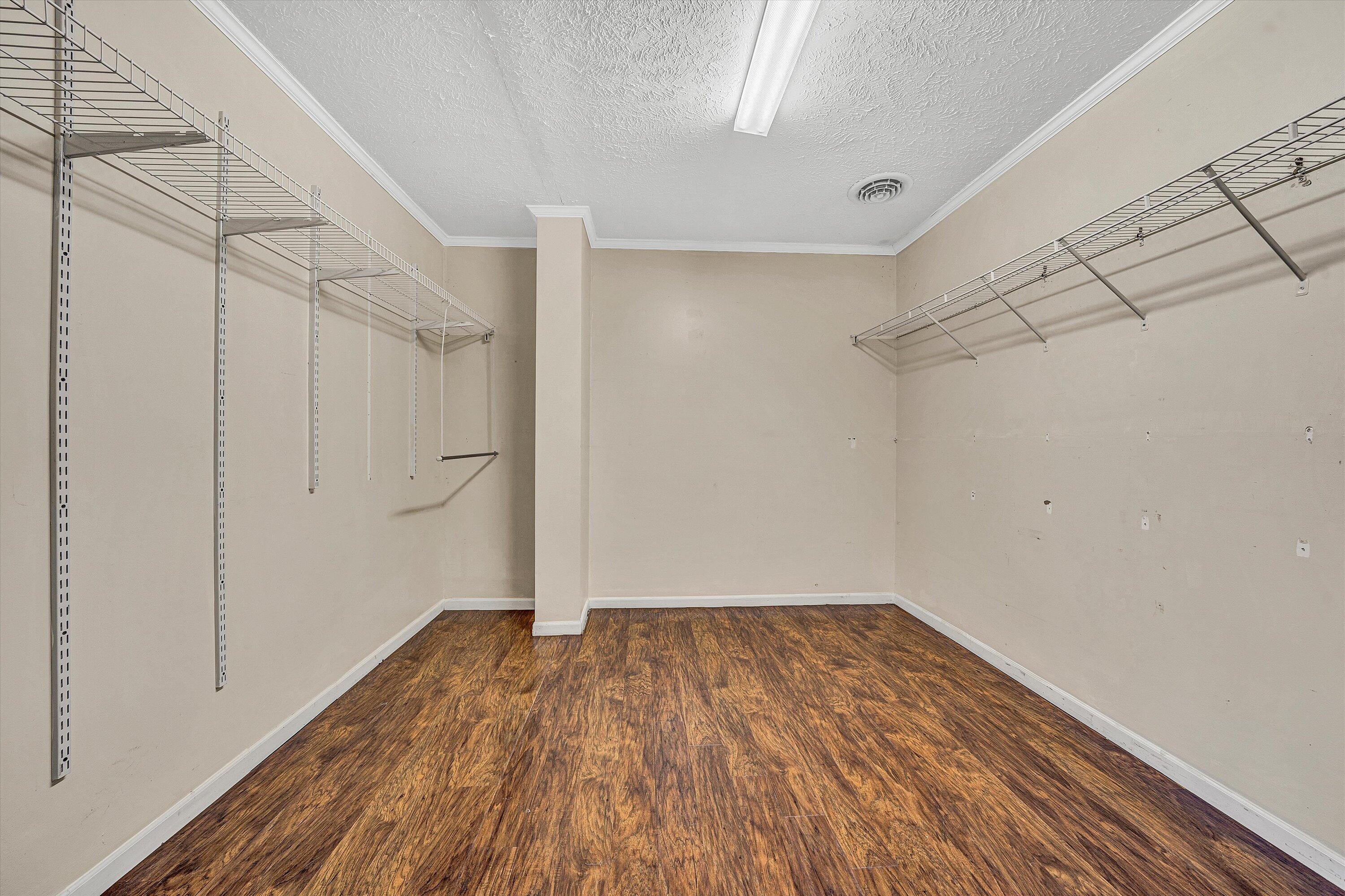 3136 White House RD