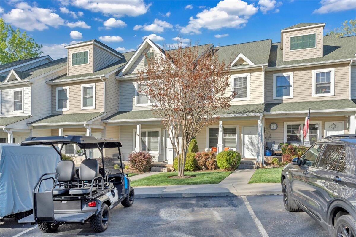 231 Mountain Cove DR Unit: 5