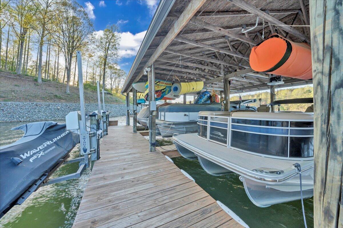 231 Mountain Cove DR Unit: 5