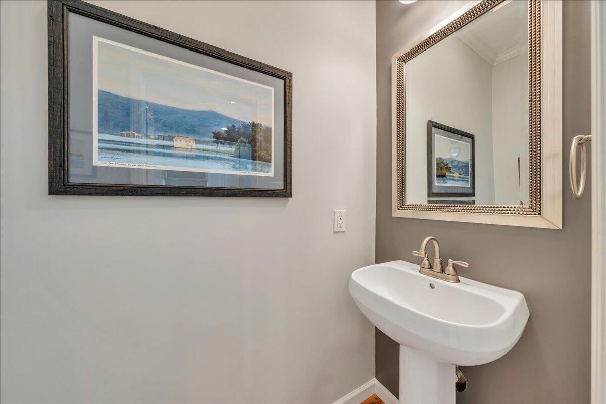 231 Mountain Cove DR Unit: 5