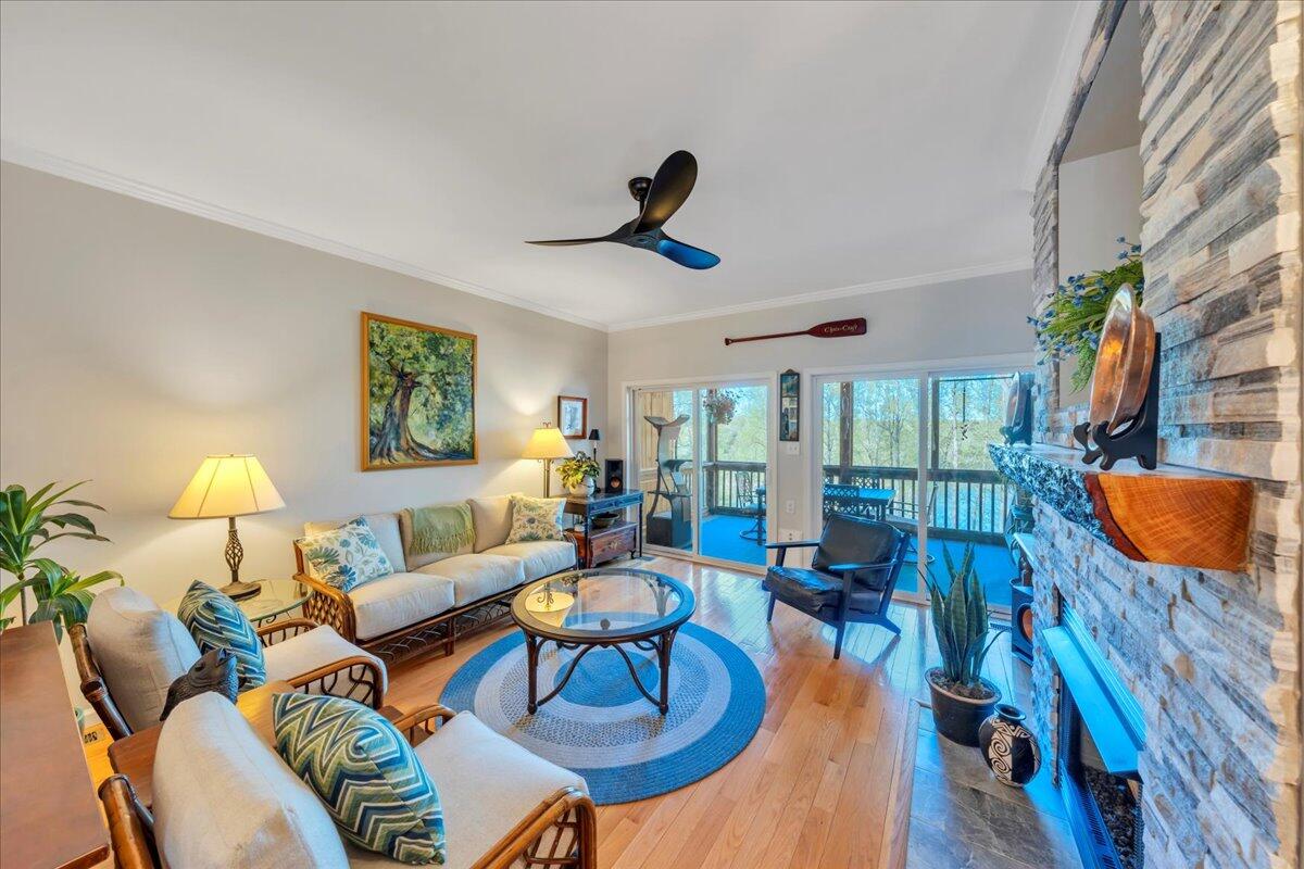 231 Mountain Cove DR Unit: 5