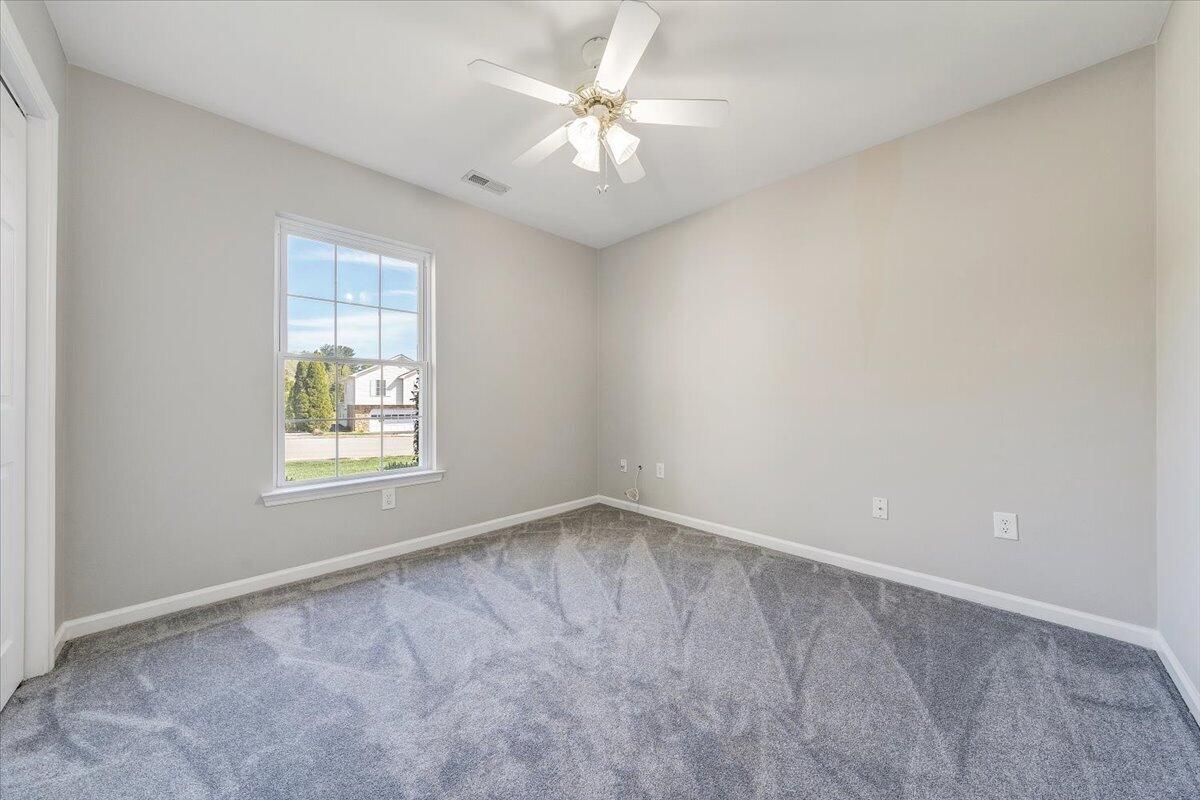 2412 Bloomfield AVE