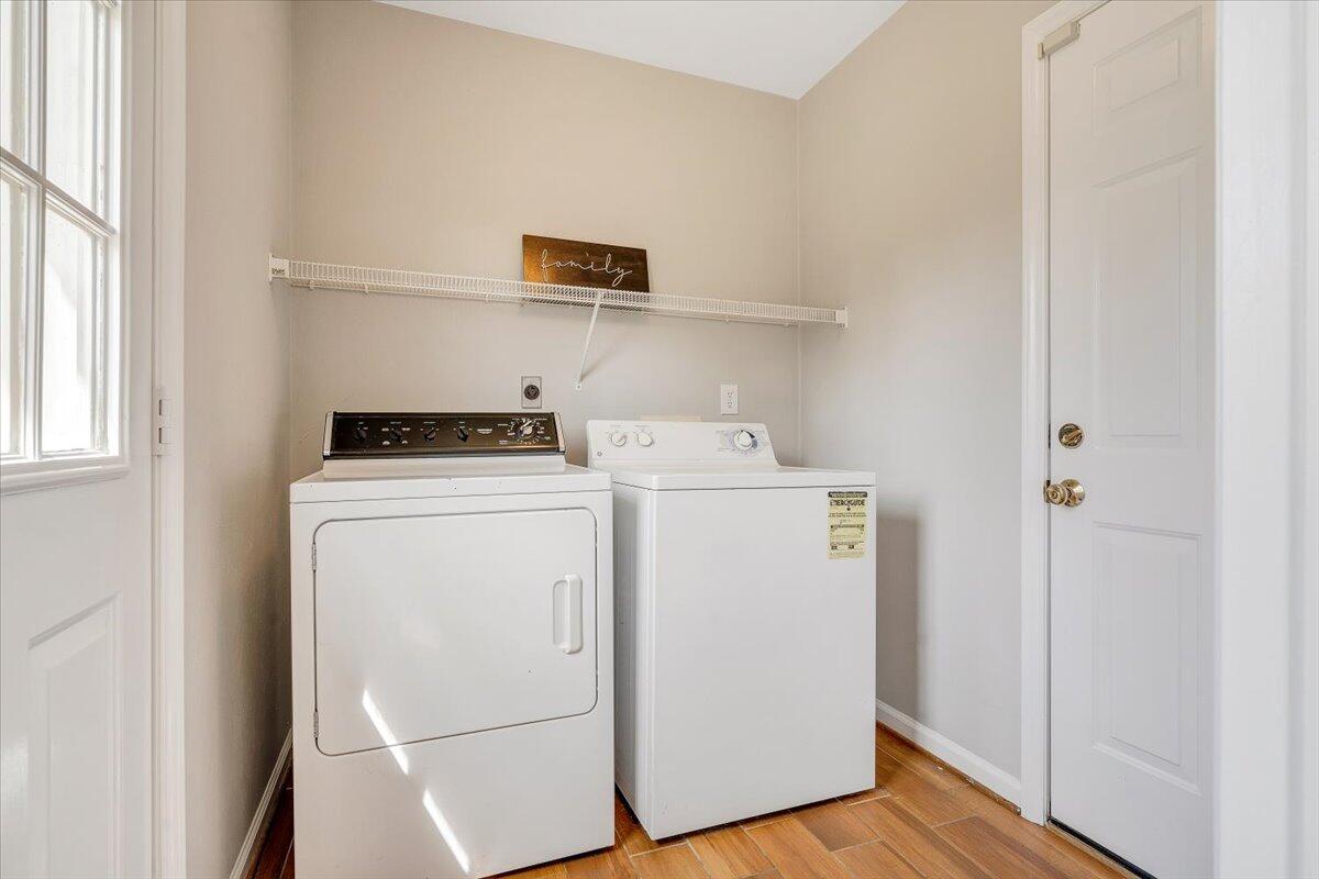 2412 Bloomfield AVE