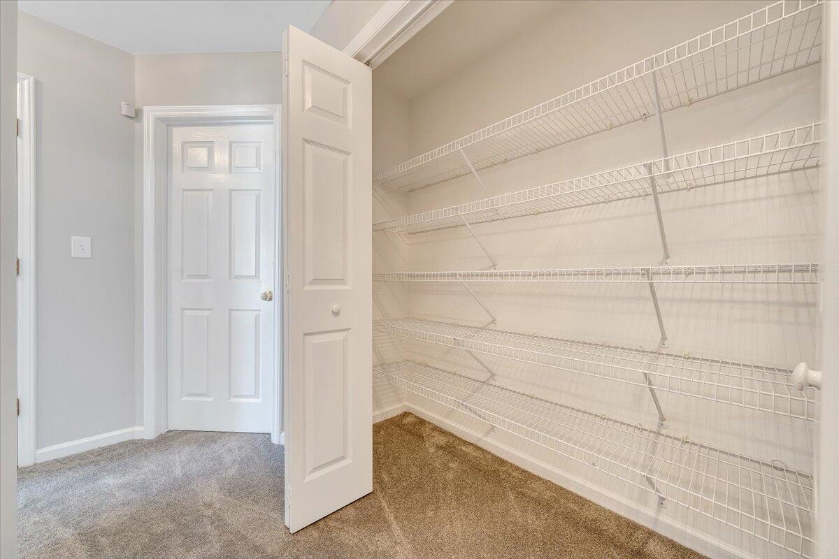 2412 Bloomfield AVE