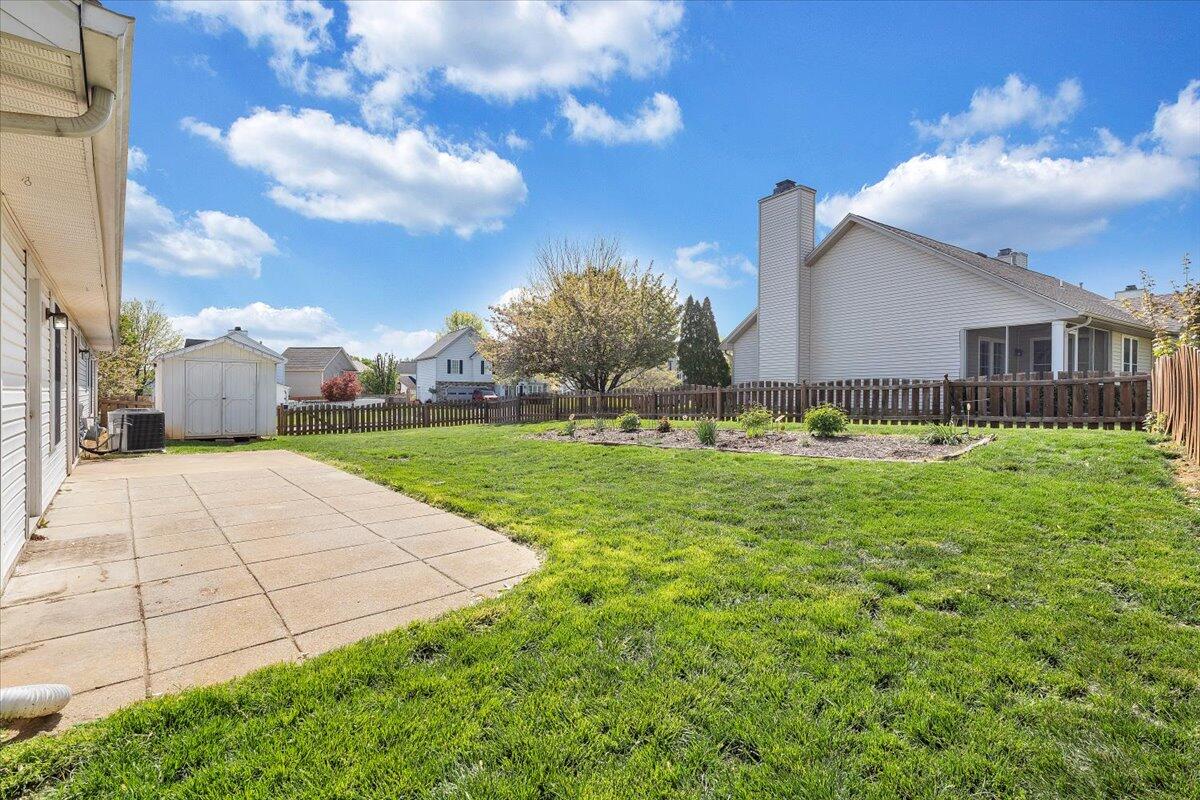 2412 Bloomfield AVE