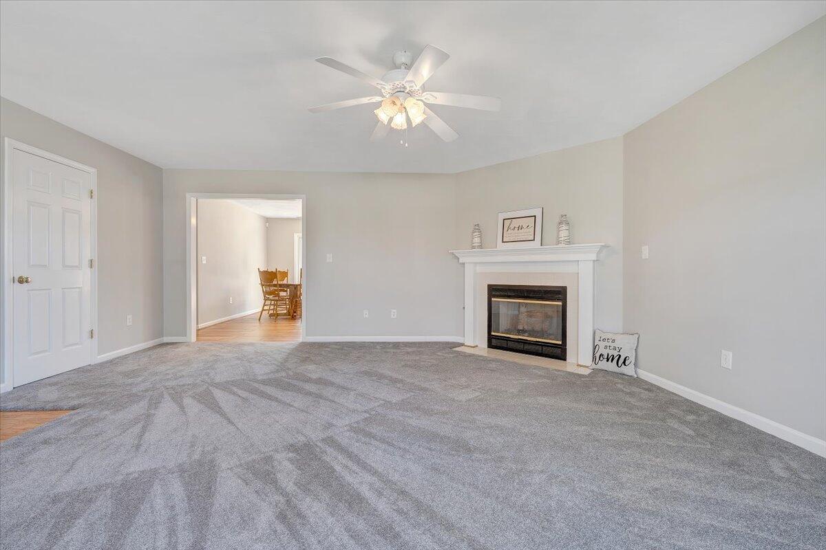 2412 Bloomfield AVE