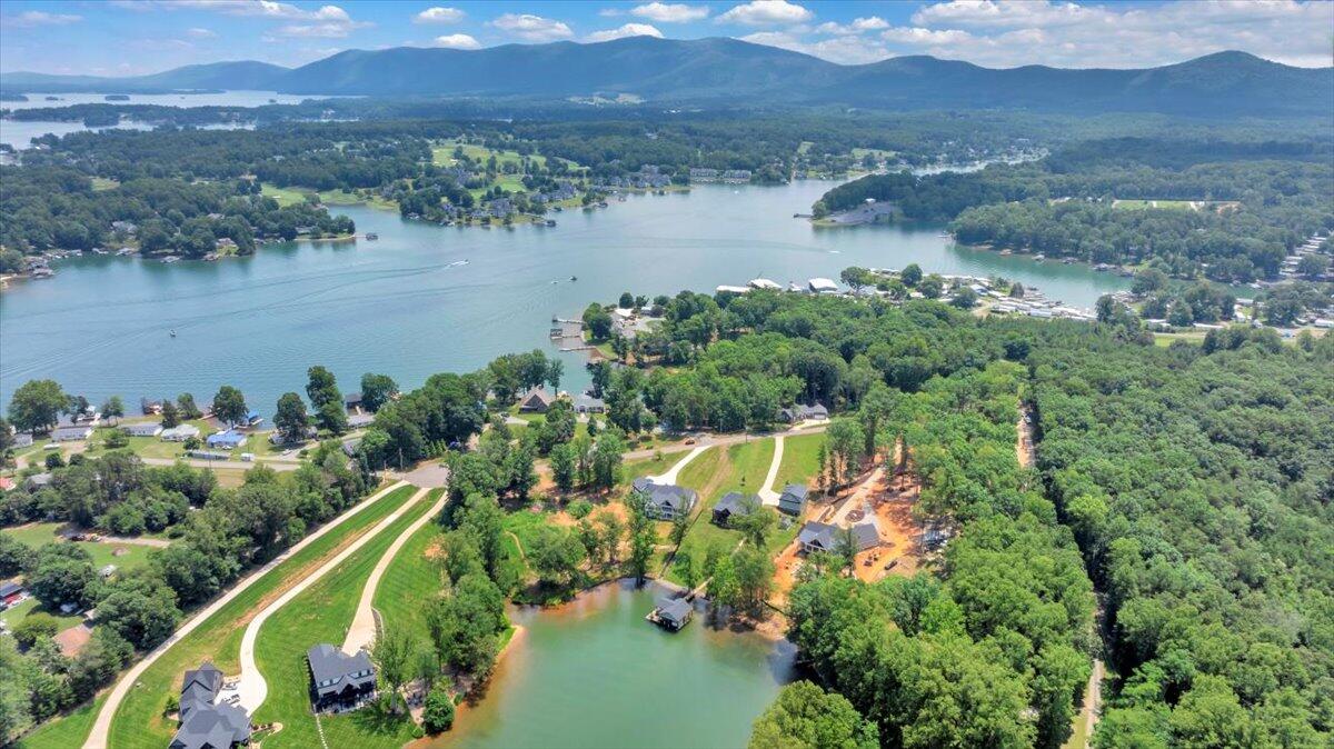 211 Big Cove DR