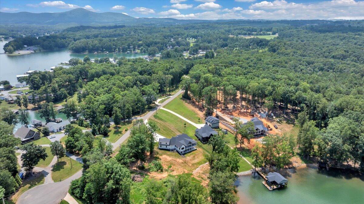 211 Big Cove DR