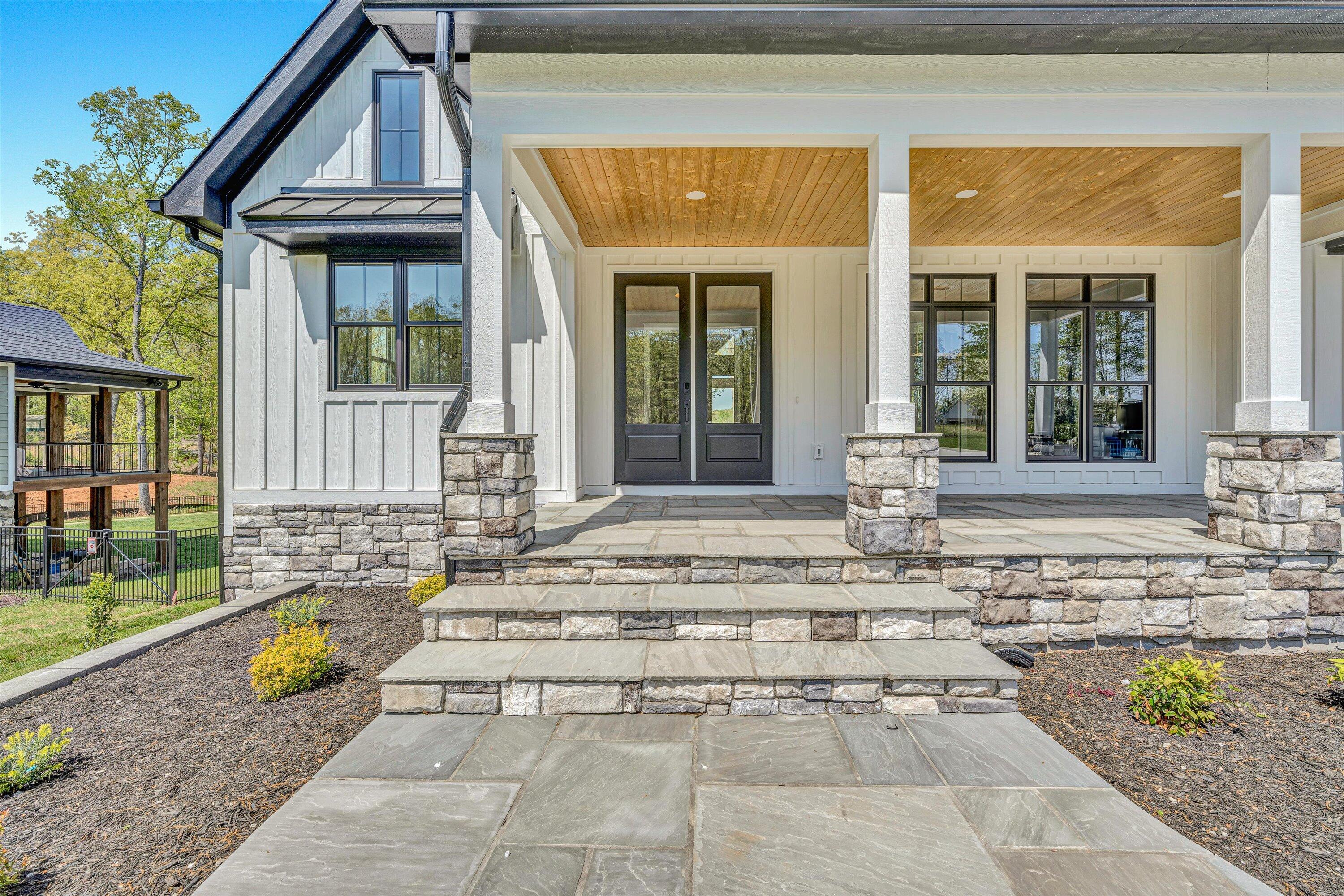 211 Big Cove DR