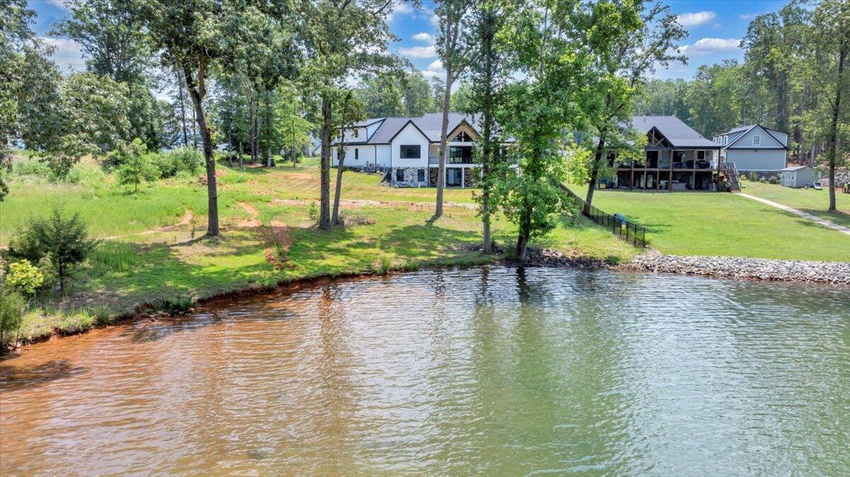 211 Big Cove DR