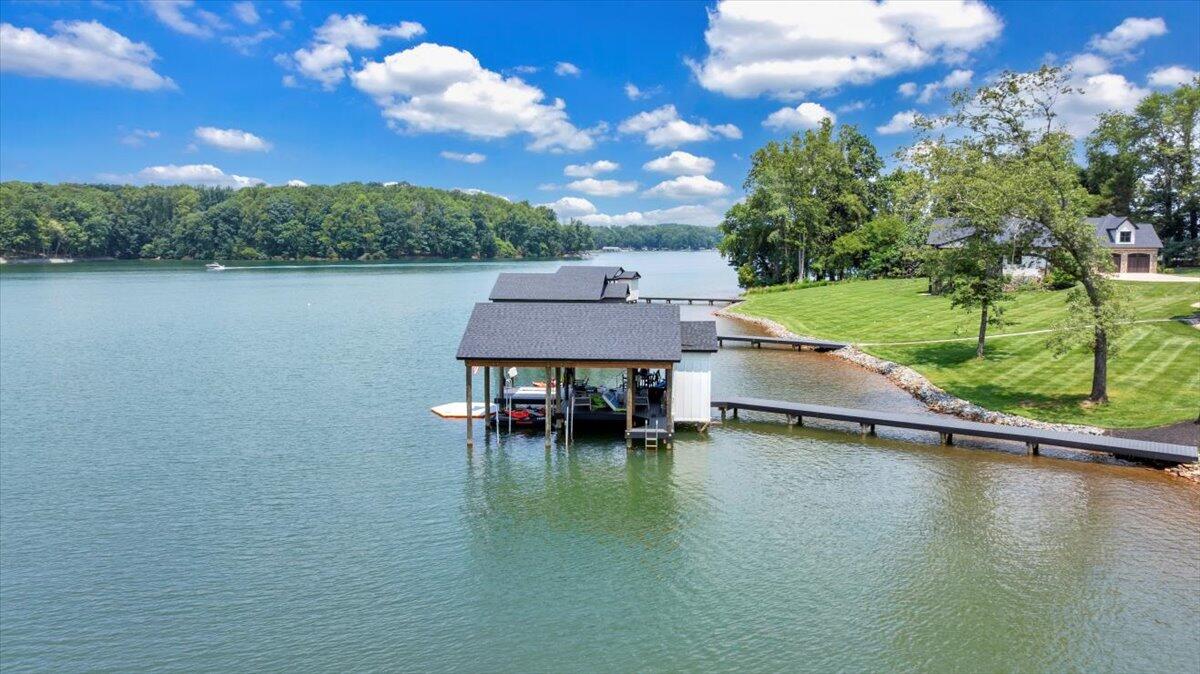 211 Big Cove DR