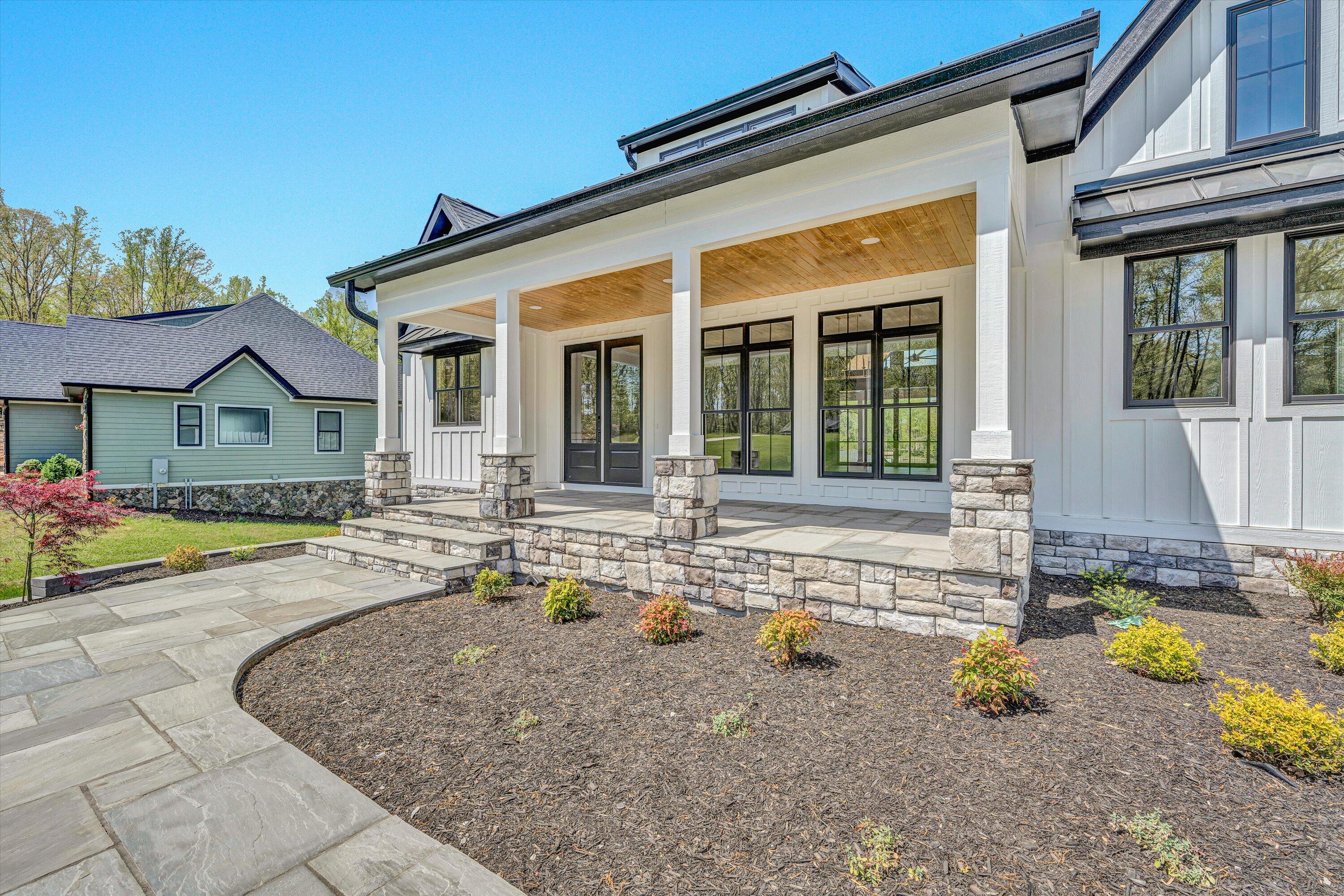 211 Big Cove DR