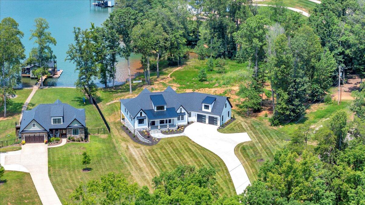 211 Big Cove DR