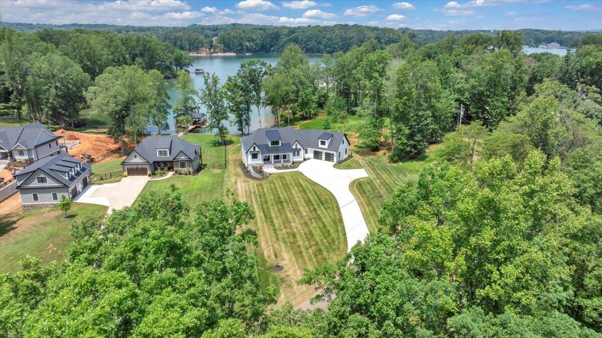 211 Big Cove DR