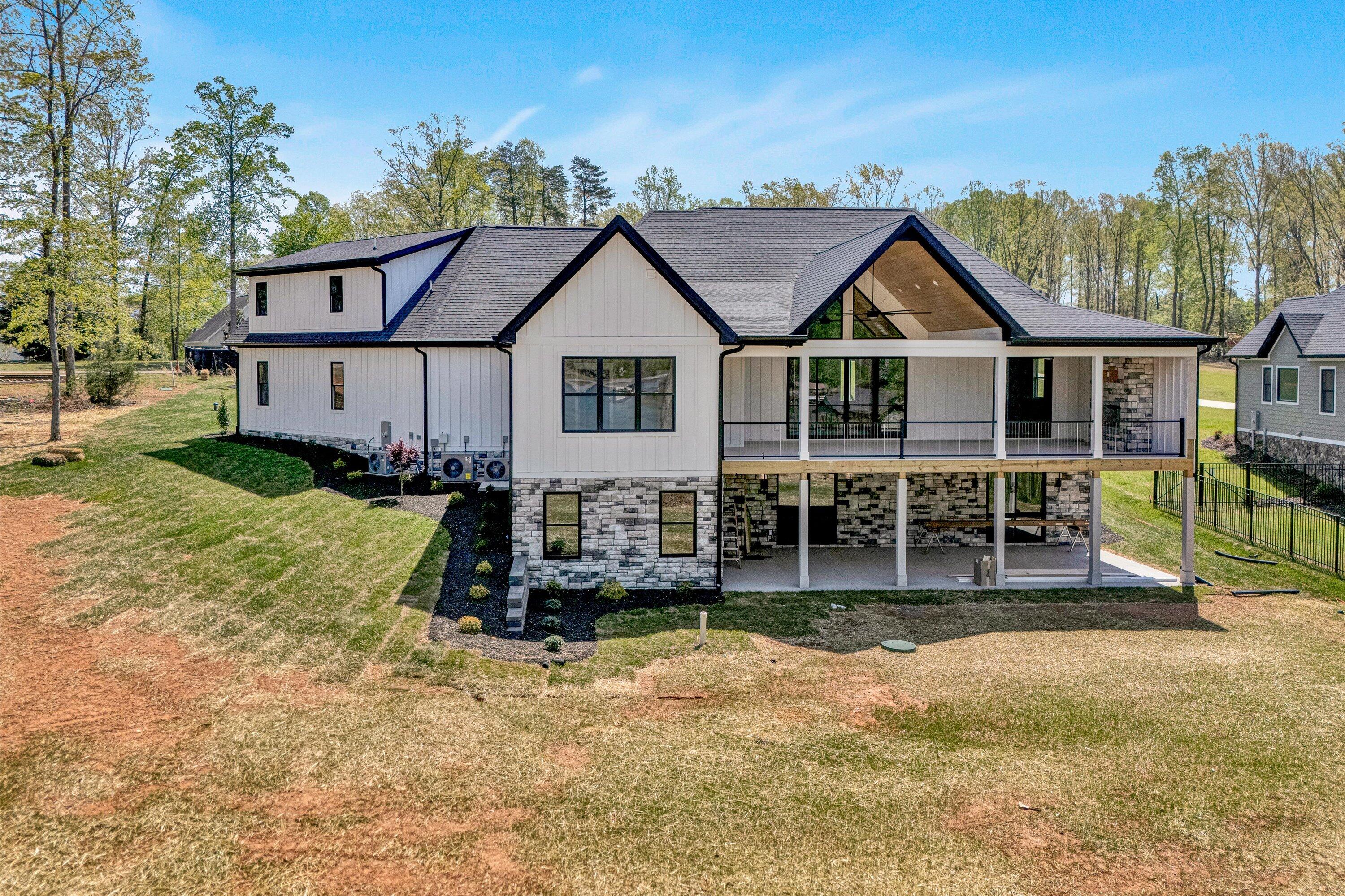 211 Big Cove DR