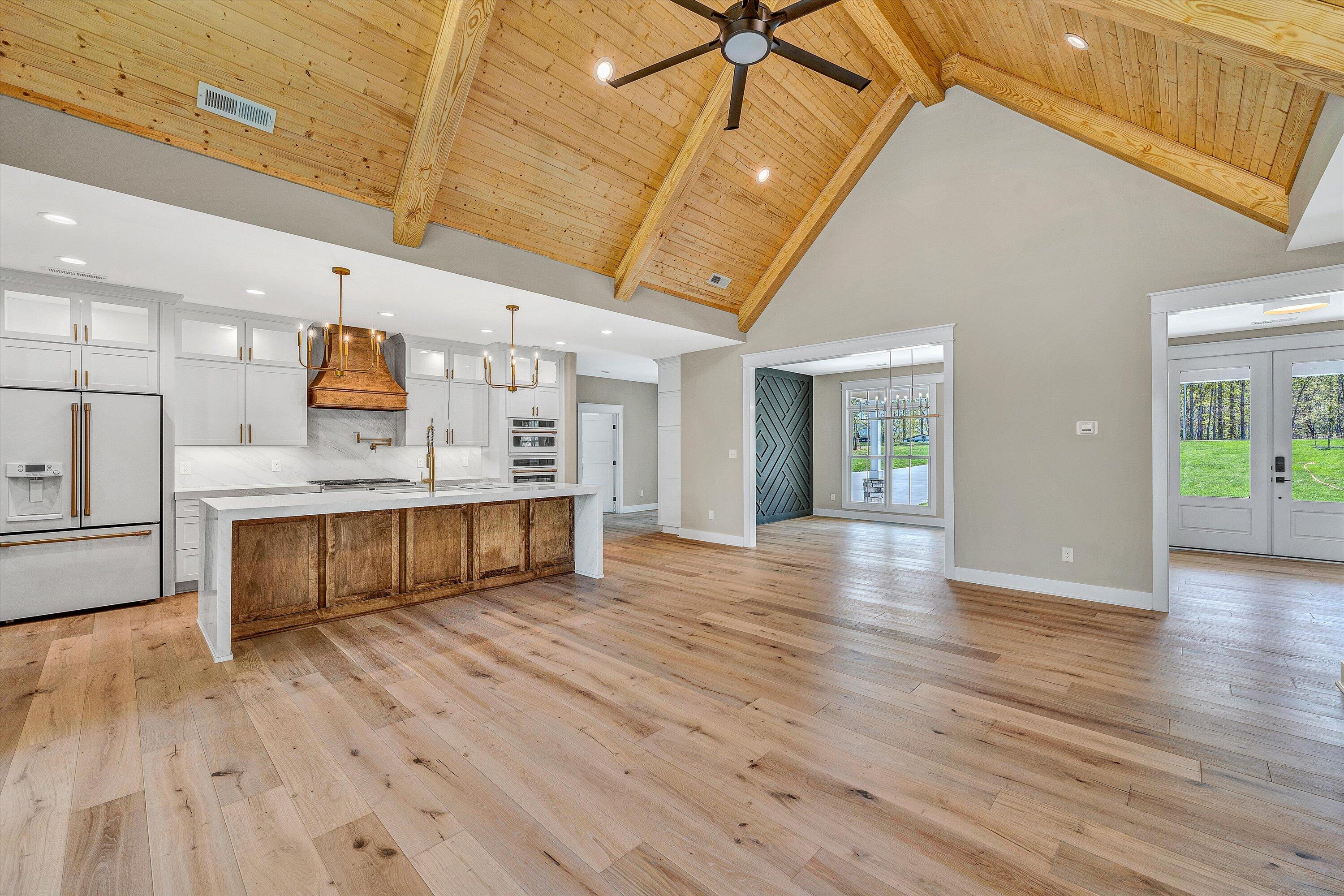 211 Big Cove DR