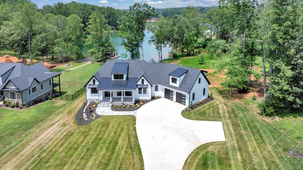 211 Big Cove DR