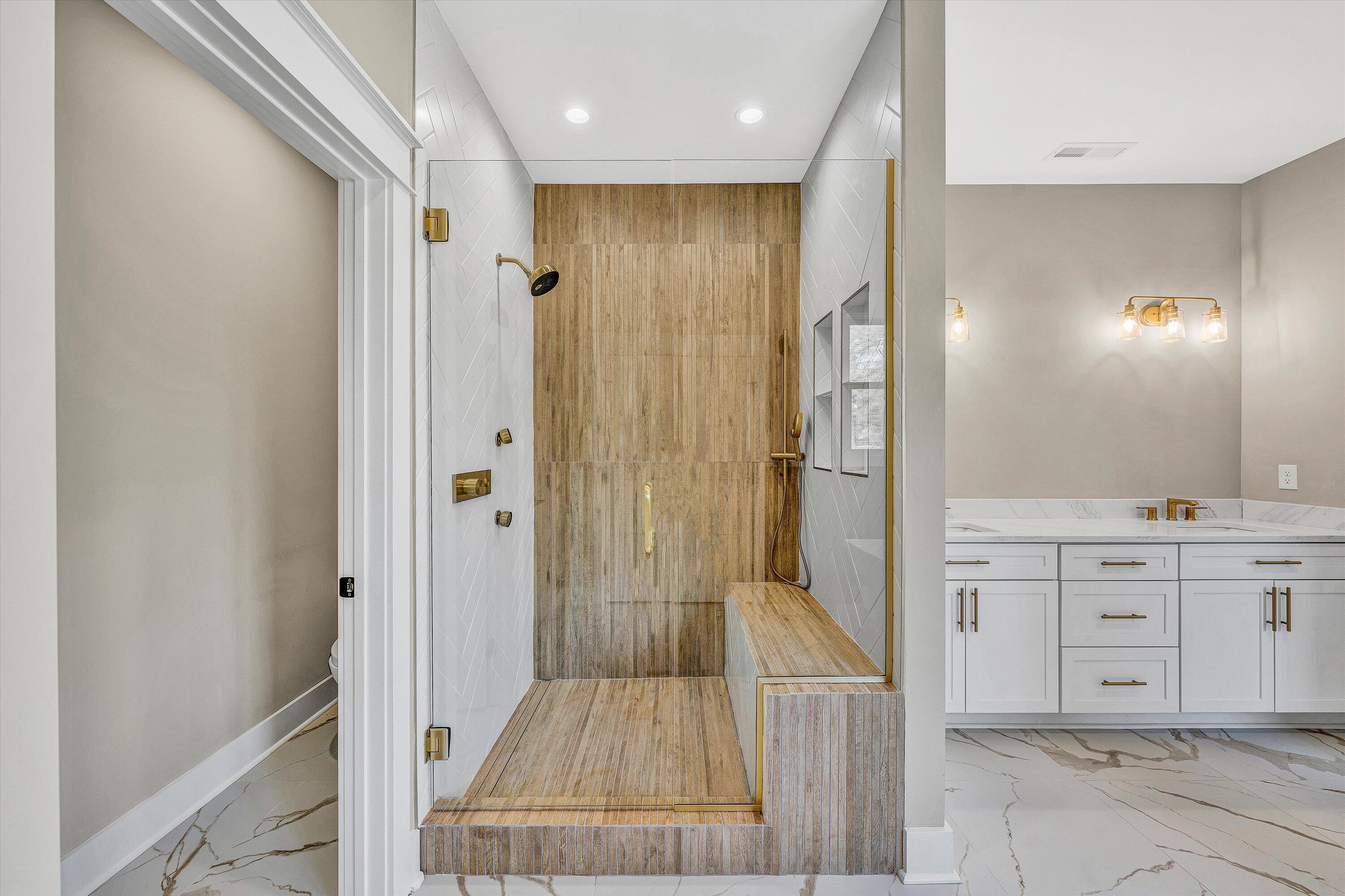 211 Big Cove DR