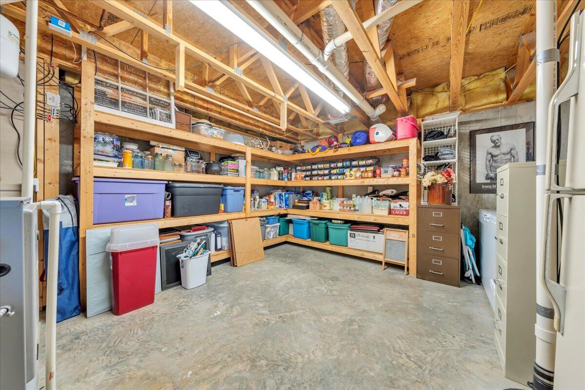 3924 Poplar Grove DR