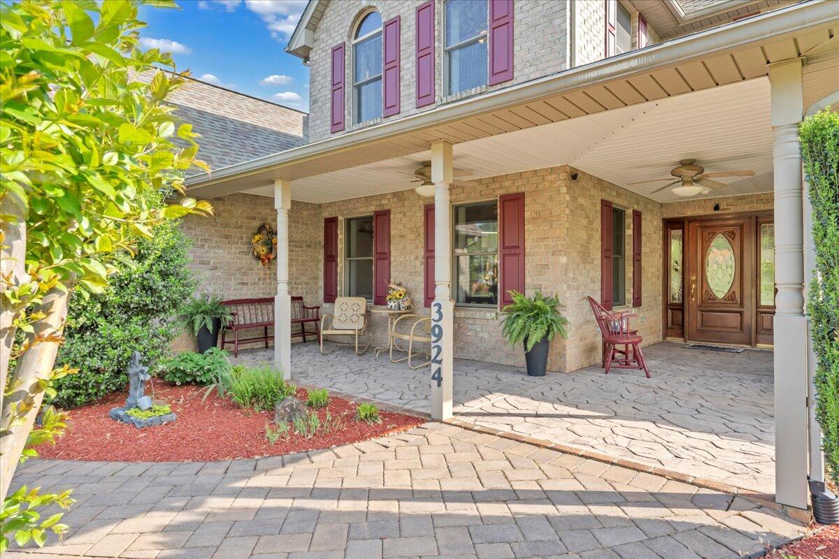 3924 Poplar Grove DR