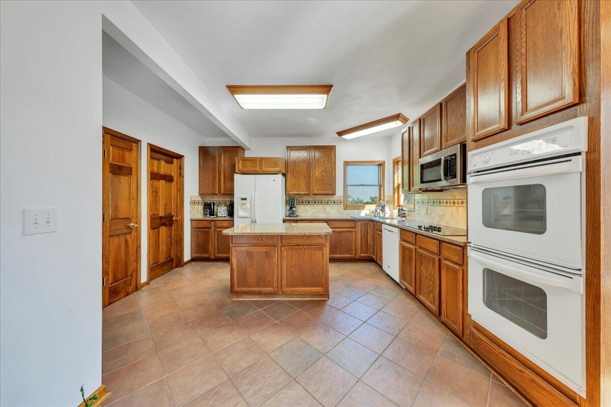 3924 Poplar Grove DR