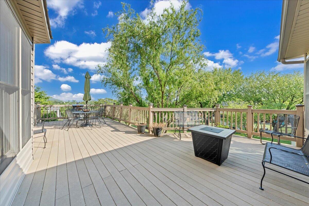 3924 Poplar Grove DR