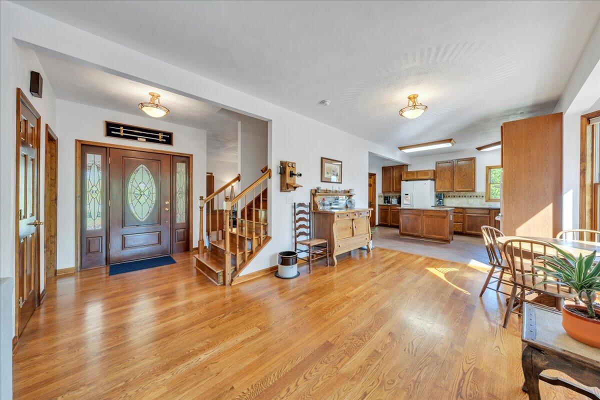 3924 Poplar Grove DR