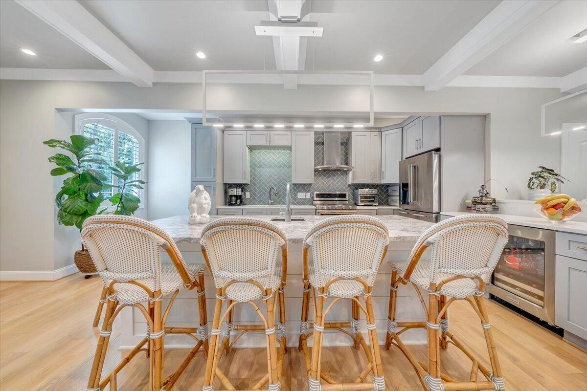 400 Heather LN