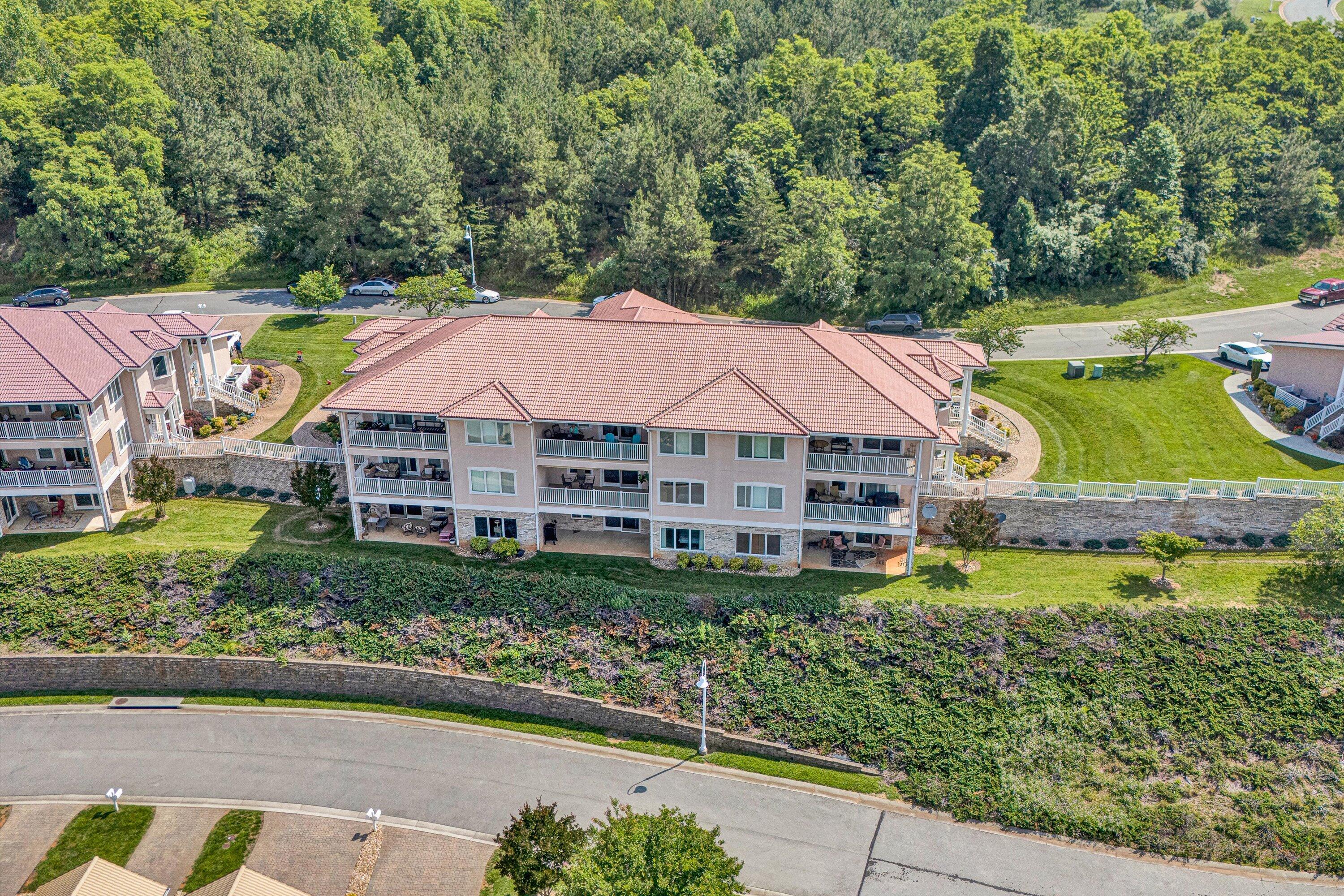 1066 Siesta Key CT
