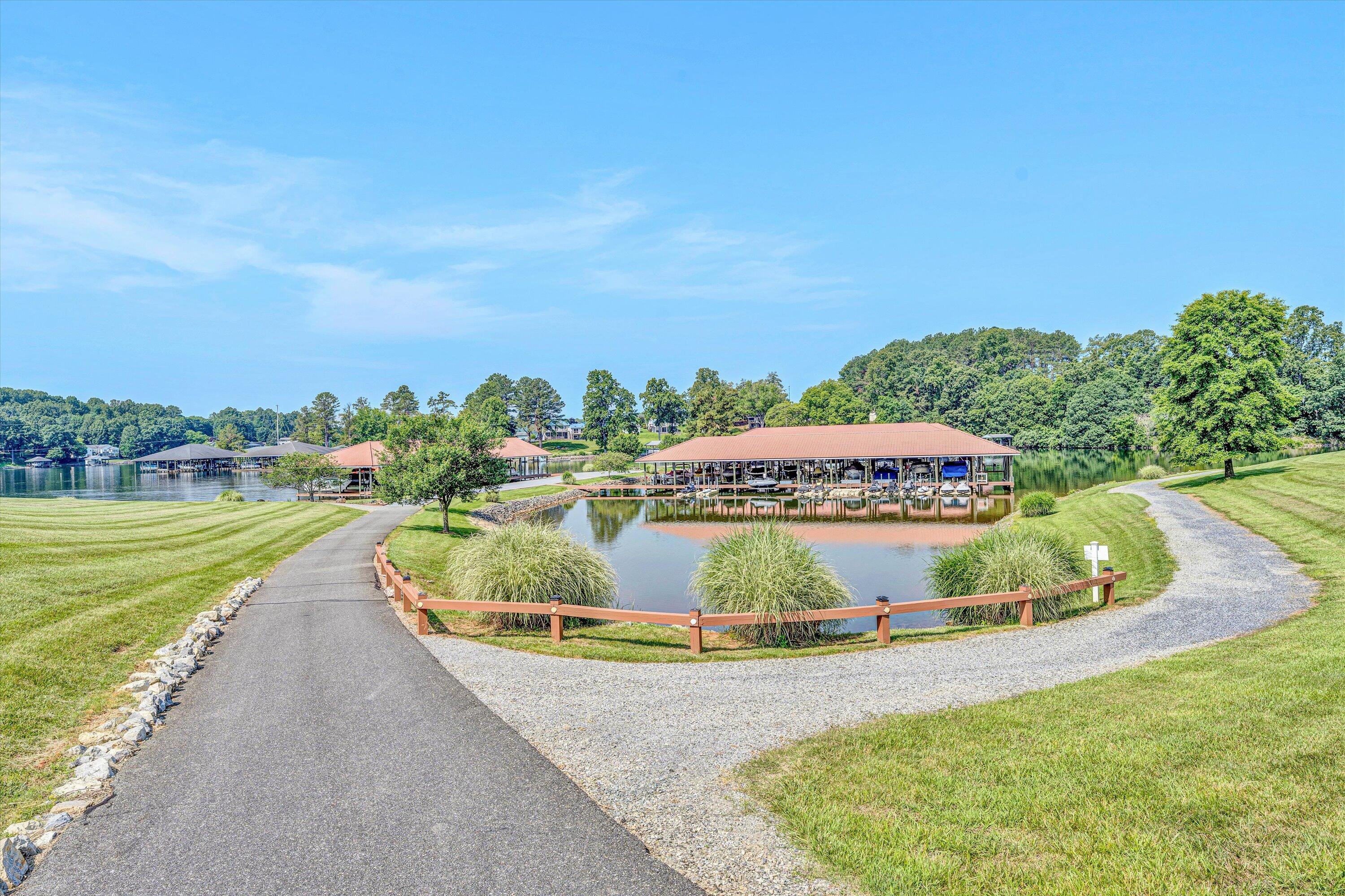 1066 Siesta Key CT
