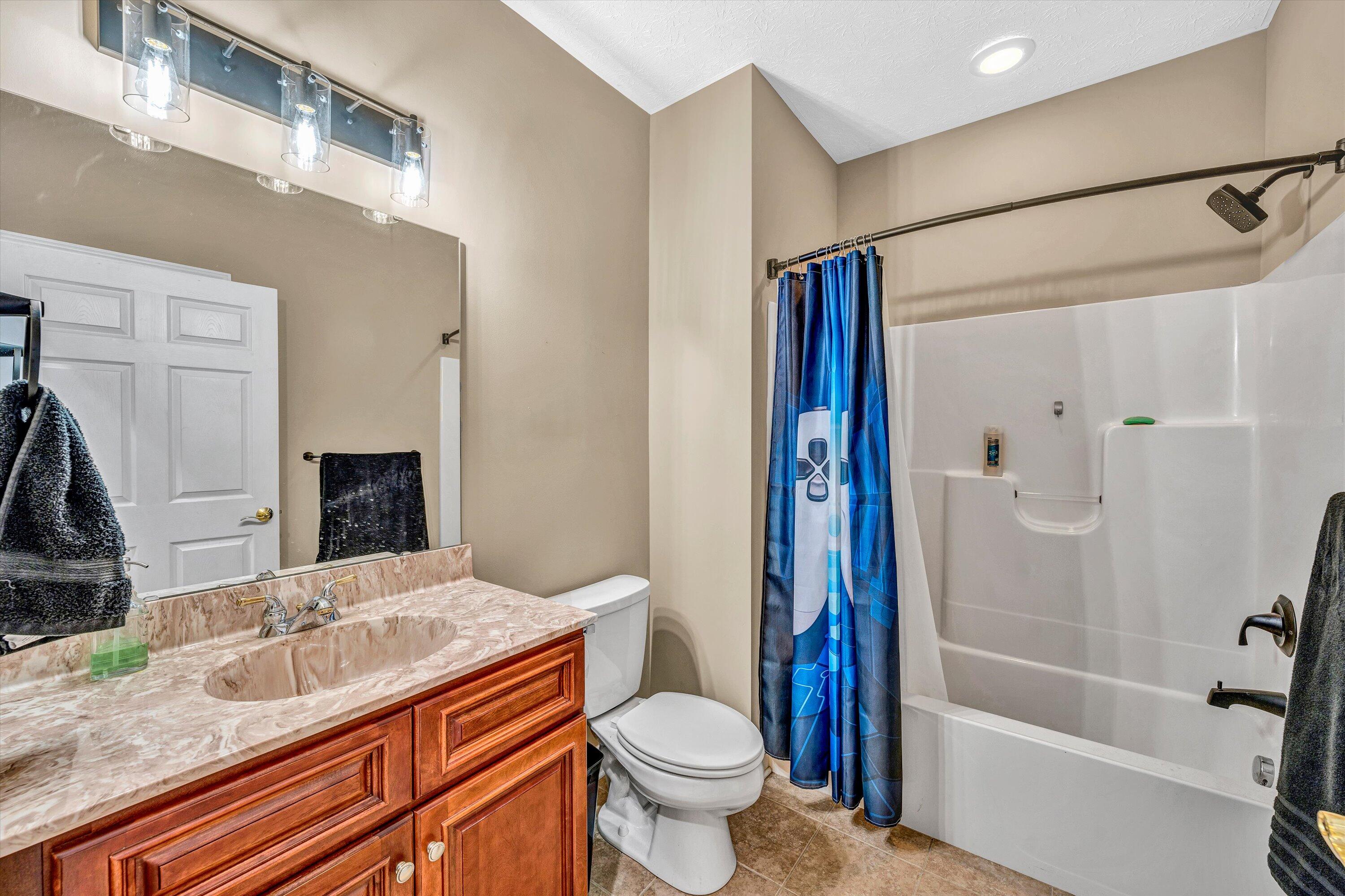 1066 Siesta Key CT