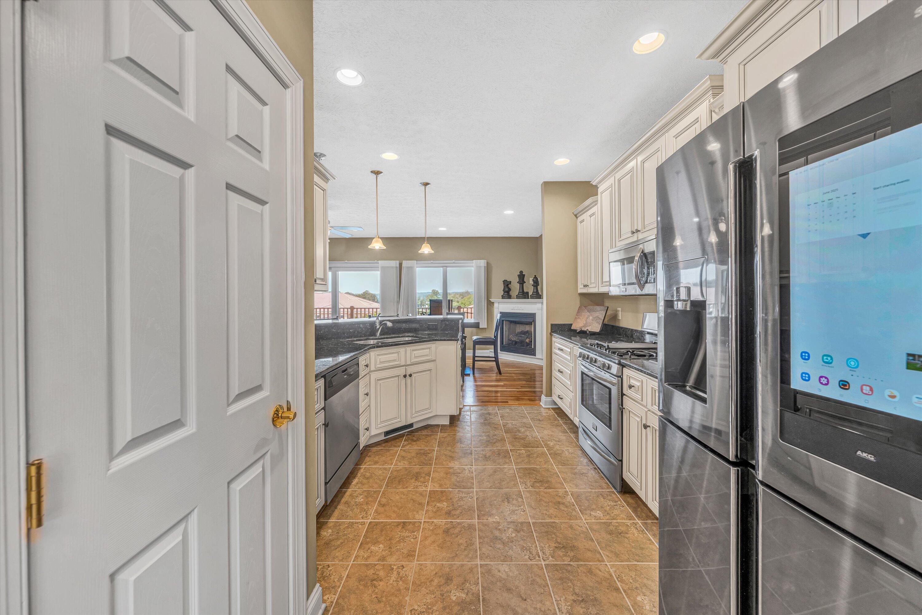 1066 Siesta Key CT