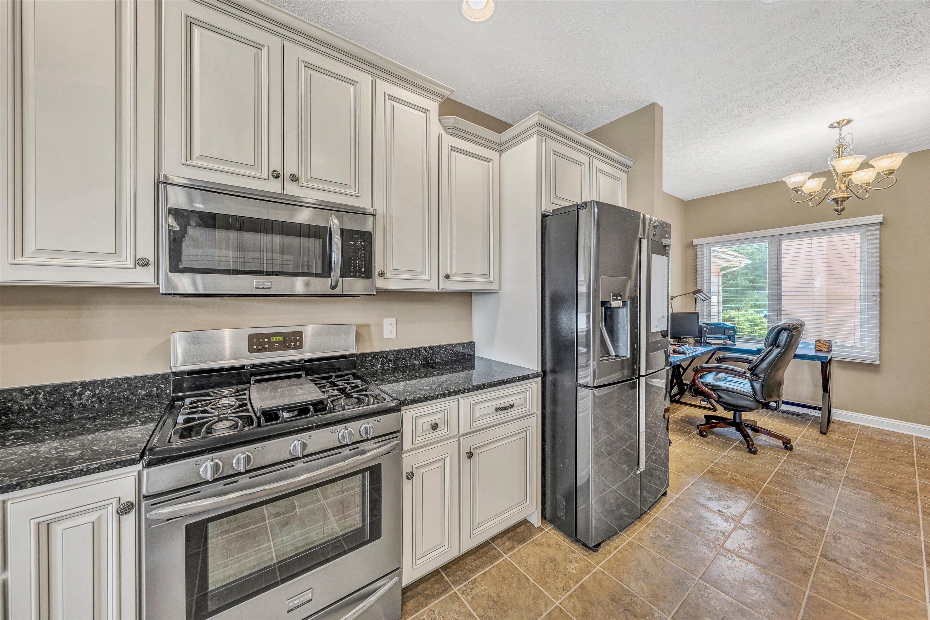 1066 Siesta Key CT