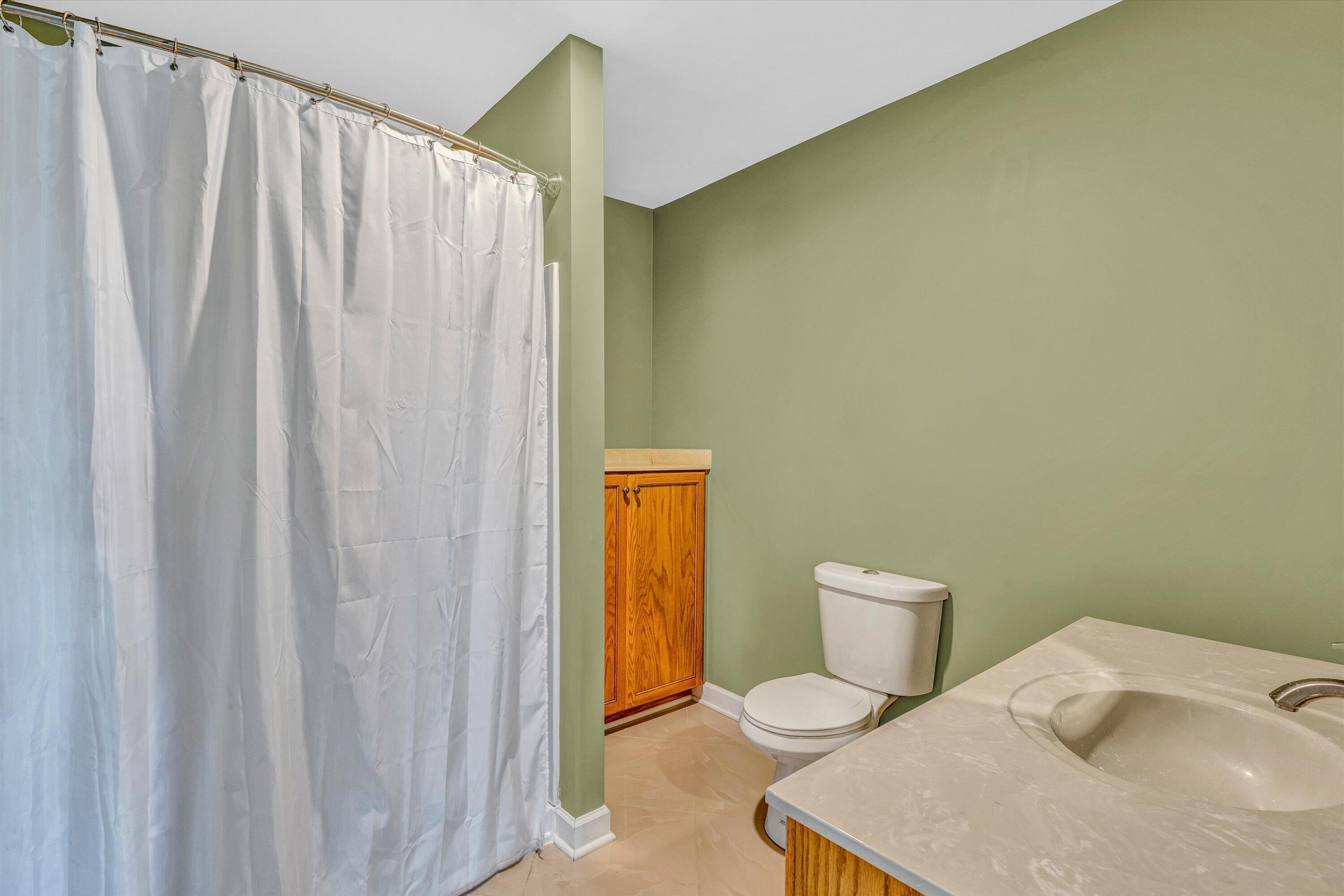 1066 Siesta Key CT