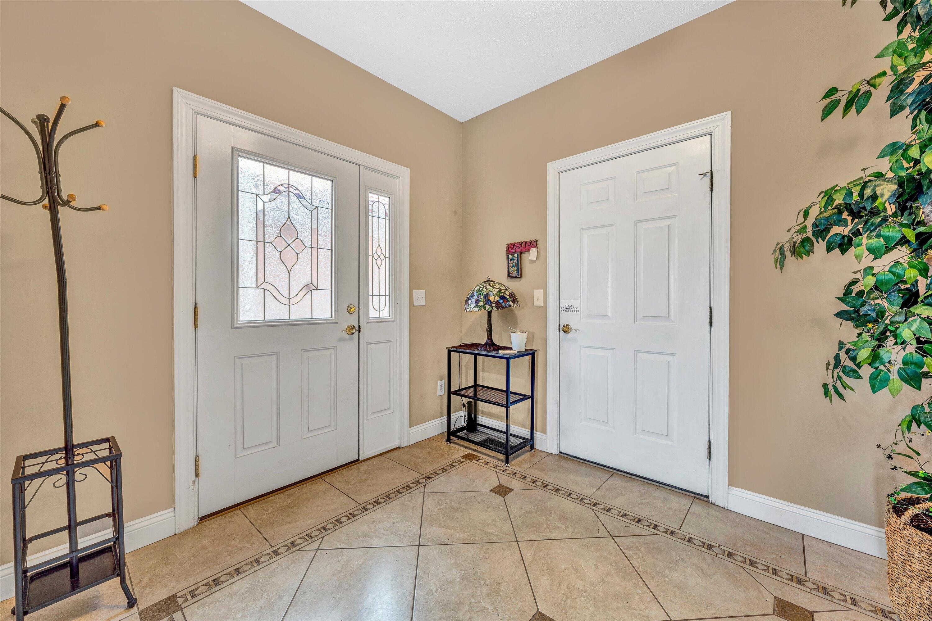 1066 Siesta Key CT