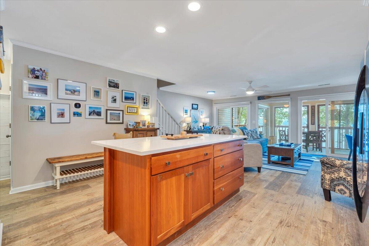 30 Windlass Pointe DR