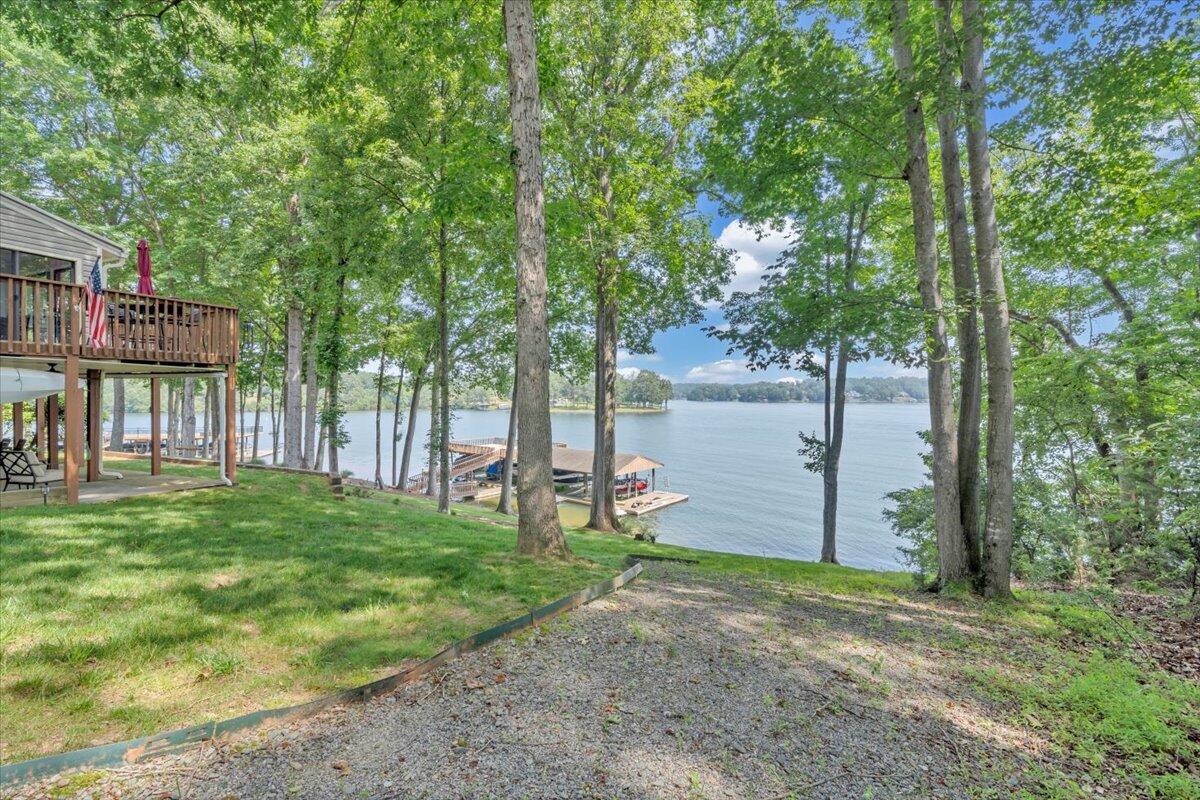 30 Windlass Pointe DR
