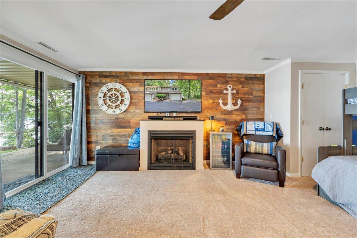 30 Windlass Pointe DR