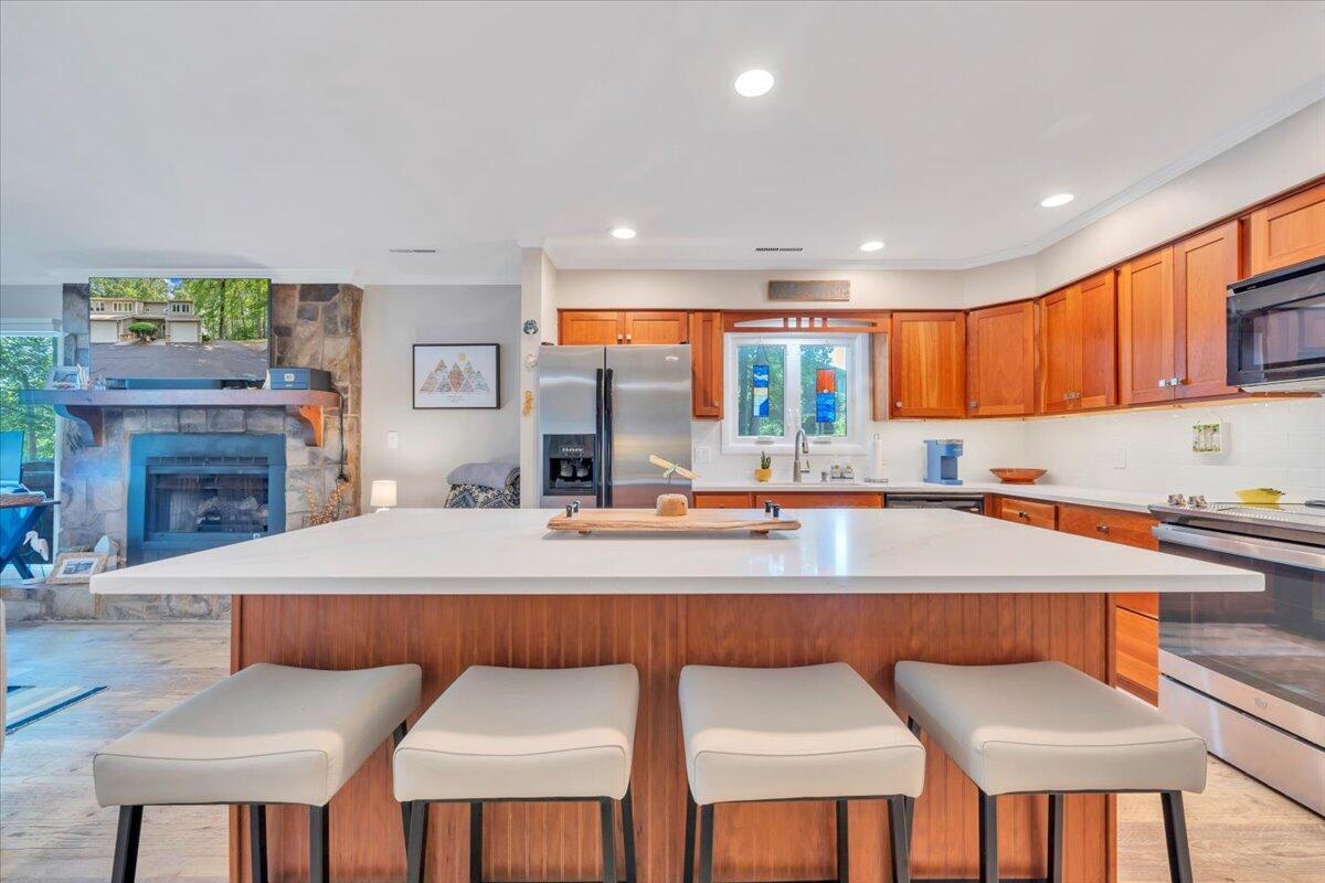 30 Windlass Pointe DR