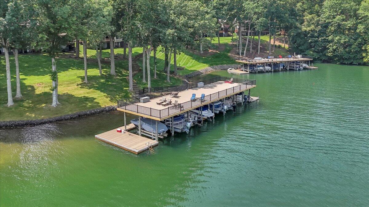30 Windlass Pointe DR