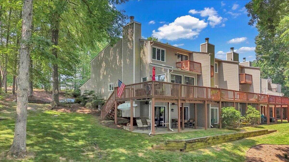 30 Windlass Pointe DR
