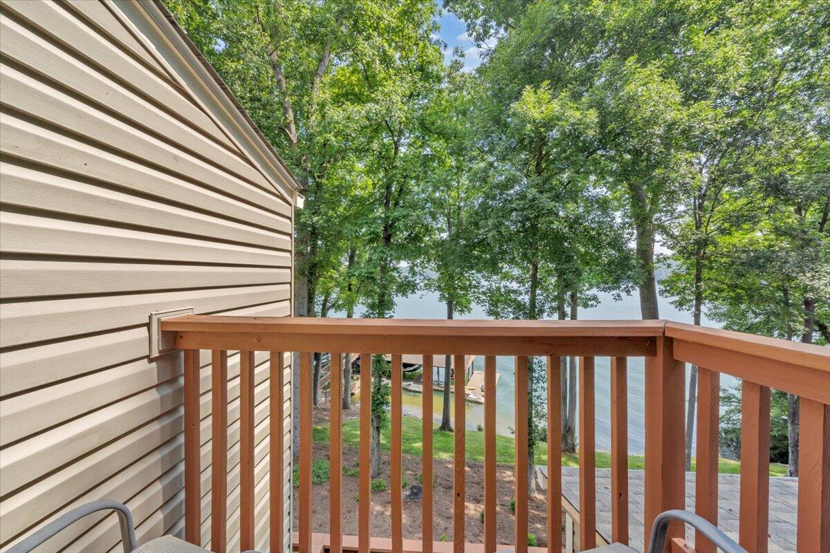 30 Windlass Pointe DR